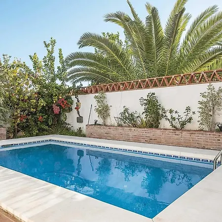 Benamara Sleeps 4 Air Con Wifi * Estepona
